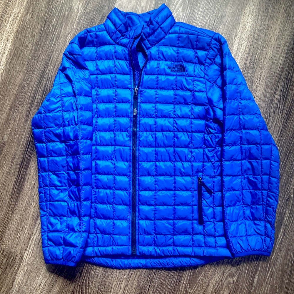North face blue puffer jacket